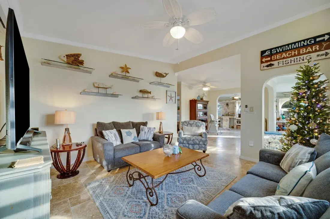 True Beachfront Living At Casa Del Mar