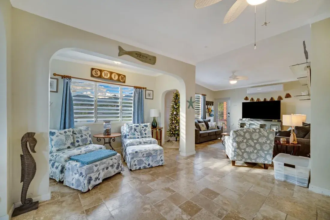 True Beachfront Living At Casa Del Mar