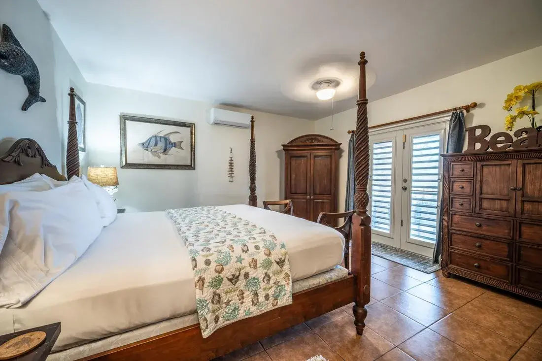 True Beachfront Living At Casa Del Mar