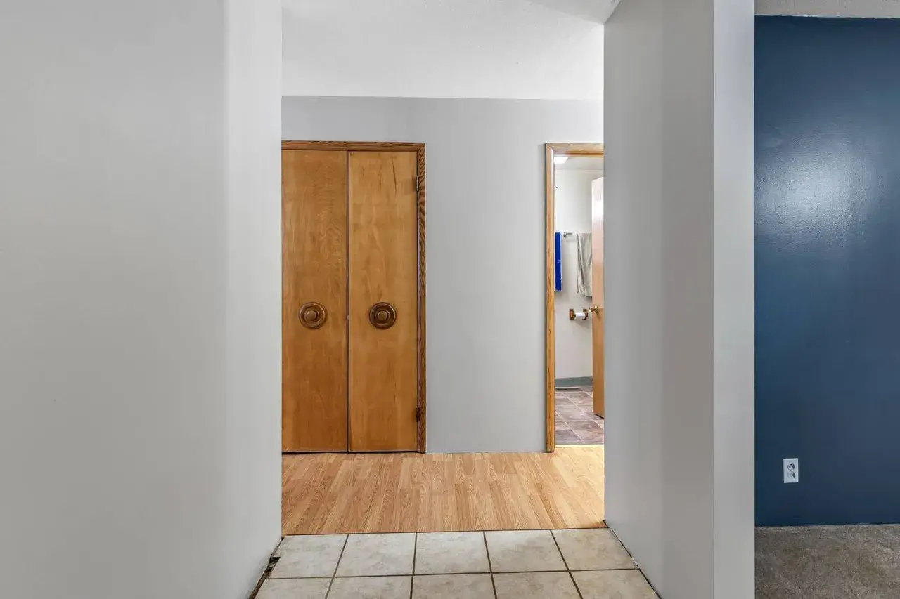 Luxry 3 Bed 2 Bath 1,462 sqft 0.69 acre lot